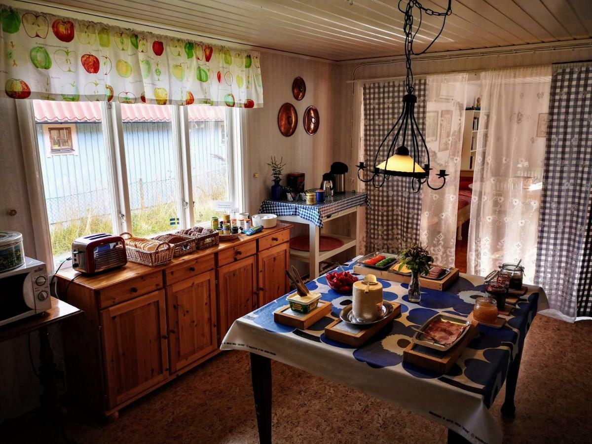 Stf Hagaby/Lantgarden Hostel Löttorp Kültér fotó